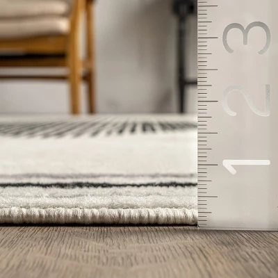 NuLOOM Dara Contemporary Geometric Area Rug 4 NuLOOM Dara Contemporary Geometric Area Rug - Image 2