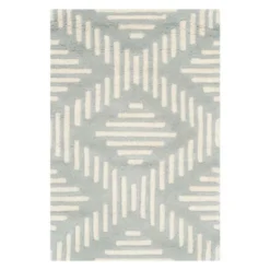Becky Geometric Tufted Accent Rug - Safavieh -Home Improvement Store GUEST 15f815bb f04e 4035 8557 a563956fe0bf