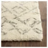 Jolie Geometric Area Rug - Safavieh -Home Improvement Store GUEST 1aea19d1 dd98 421d 9e23 93882ffc224d