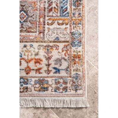 NuLOOM Farley Medallion Fringe Area Rug 6 NuLOOM Farley Medallion Fringe Area Rug - Image 4