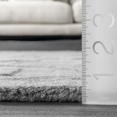 NuLOOM Hand Woven Ambrose Area Rug 4 NuLOOM Hand Woven Ambrose Area Rug - Image 2