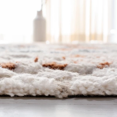 Casablanca CSB618 Hand Tufted Moroccan Shag Area Rug - Safavieh 5 Casablanca CSB618 Hand Tufted Moroccan Shag Area Rug - Safavieh - Image 3