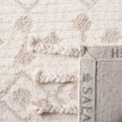 Casablanca CSB203 Hand Tufted Moroccan Area Rug - Safavieh -Home Improvement Store GUEST 5cf8269a 5817 4cce 8c48 26e11b94a044