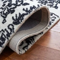 Metro MET993 Hand Tufted Area Rug - Safavieh -Home Improvement Store GUEST 636d6b82 41cb 4898 9f7f 055ecbc85b1c