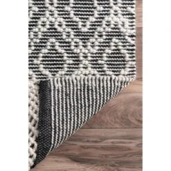 NuLOOM Hand Woven Darlene Tassel Area Rug -Home Improvement Store GUEST 641b2e95 b3c4 490e baad 9e201cfe74bf