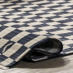 Dominique Abstract Checkered Fringe Area Rug -Home Improvement Store GUEST 890eafe6 bfed 4dc6 a978 32dd195810c7