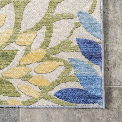 NuLOOM Rosana Floral Machine Washable Indoor/Outdoor Area Rug 6 NuLOOM Rosana Floral Machine Washable Indoor/Outdoor Area Rug - Image 4