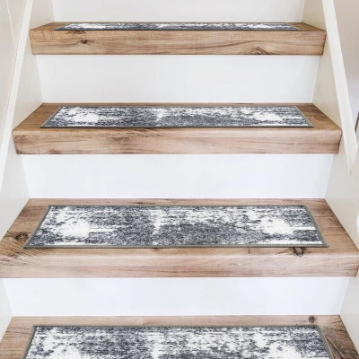 World Rug Gallery Distressed Contemporary Bohemian Non-Slip Stair Treads 6 World Rug Gallery Distressed Contemporary Bohemian Non-Slip Stair Treads - Image 4