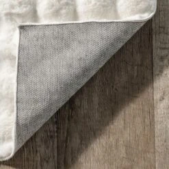 NuLOOM Jeni Solid Faux Rabbit Machine Washable Area Rug -Home Improvement Store GUEST b6961809 eb1b 45a2 894a 9a43c22737e3