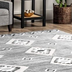 NuLOOM Arie Diamond Machine Washable Area Rug -Home Improvement Store GUEST c837ceb7 4913 410e 9805 e55e7e85fea3