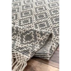 NuLOOM Hand Woven Darlene Tassel Area Rug -Home Improvement Store GUEST c919a815 150e 49c8 8906 eaaa111ea337