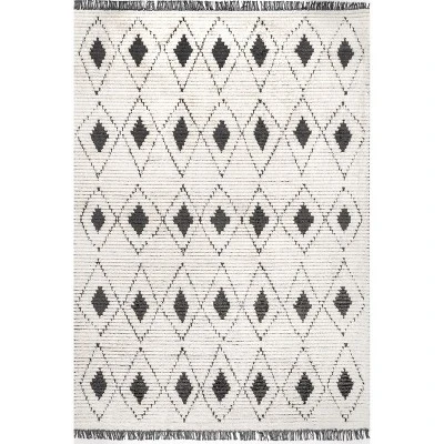 NuLOOM Joanna Diamond Trellis Soft Shag Fringe Area Rug 12 NuLOOM Joanna Diamond Trellis Soft Shag Fringe Area Rug - Image 10