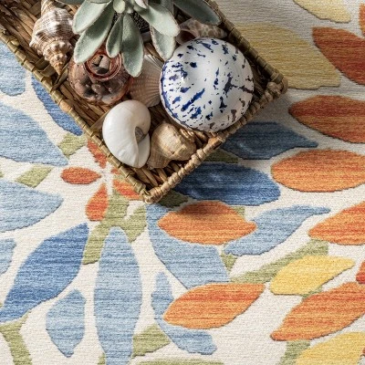 NuLOOM Rosana Floral Machine Washable Indoor/Outdoor Area Rug 7 NuLOOM Rosana Floral Machine Washable Indoor/Outdoor Area Rug - Image 5