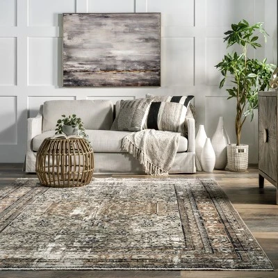 NuLOOM Charvi Distressed Medallion Fringe Area Rug 9 NuLOOM Charvi Distressed Medallion Fringe Area Rug - Image 7