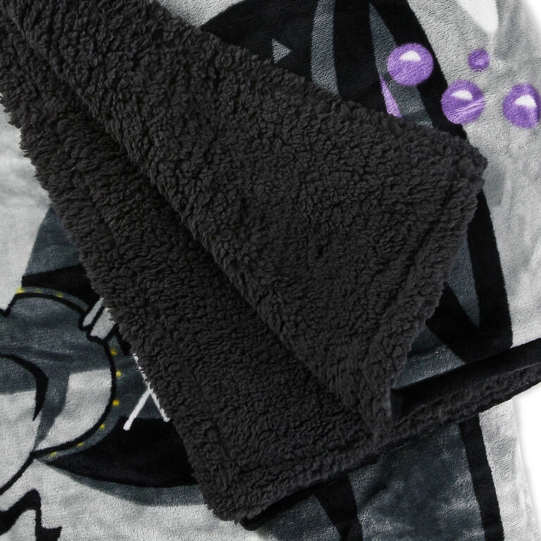 Hallmark Disney Hocus Pocus Black Flame Candle Blanket, 50x60 7 Hallmark Disney Hocus Pocus Black Flame Candle Blanket, 50x60 - Image 5